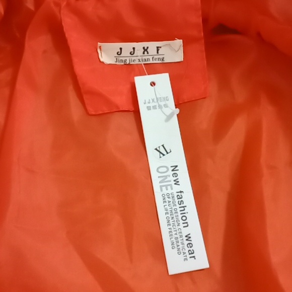 #16. Jing Joe xian Feng fashion wear Women's jacket with hood. Size: XL - Picture 6 of 8